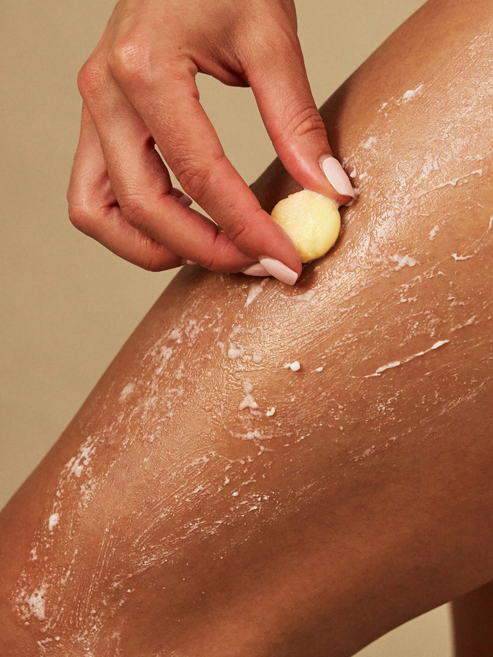 Amber & Vanilla Pebble | Bath & Shower Oil