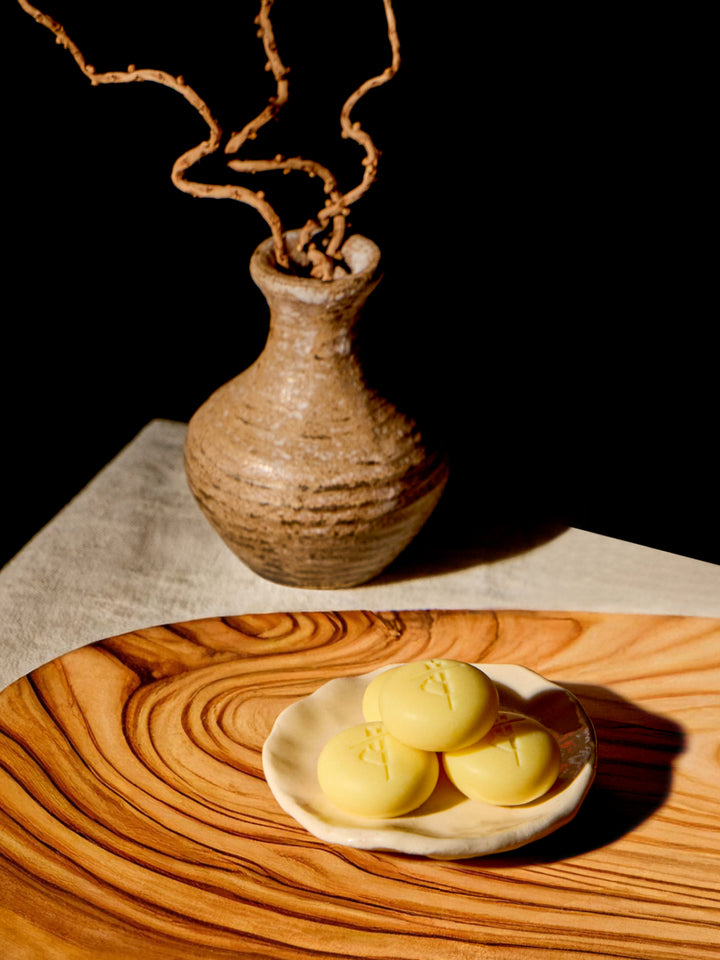 Amber & Vanilla Pebble | Bath & Shower Oil